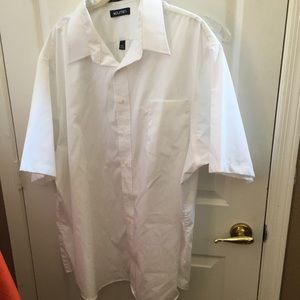 FINAL MARKDOWN Men’s classic short sleeved shirt xxl